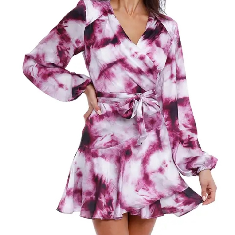 Elliatt Pink and White Wrap Dress